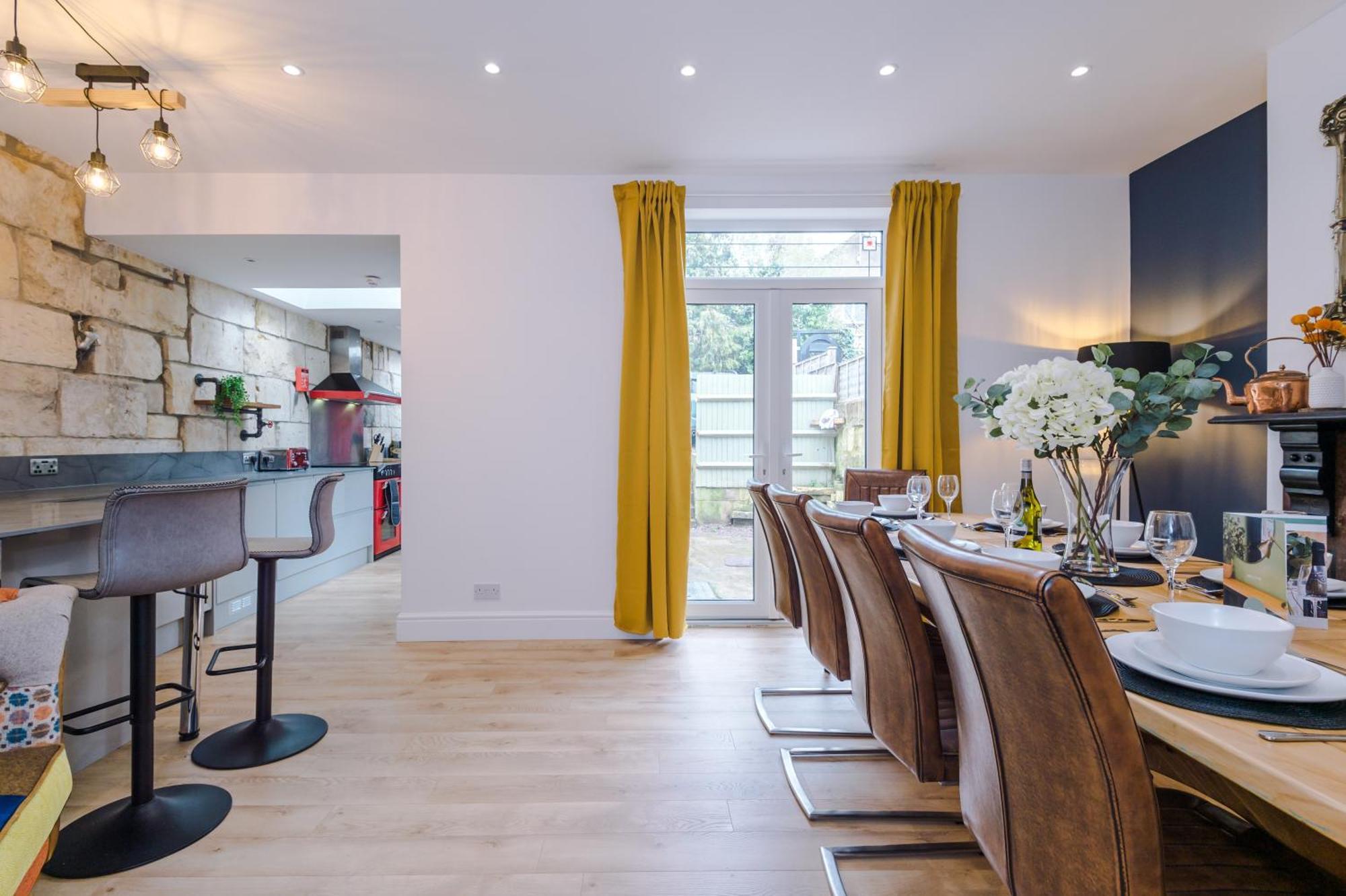 Incredible - Five Bedroom - 7 Actual Beds - 6 Bathroom House By Purestay - Central Bath With Parking Exterior foto