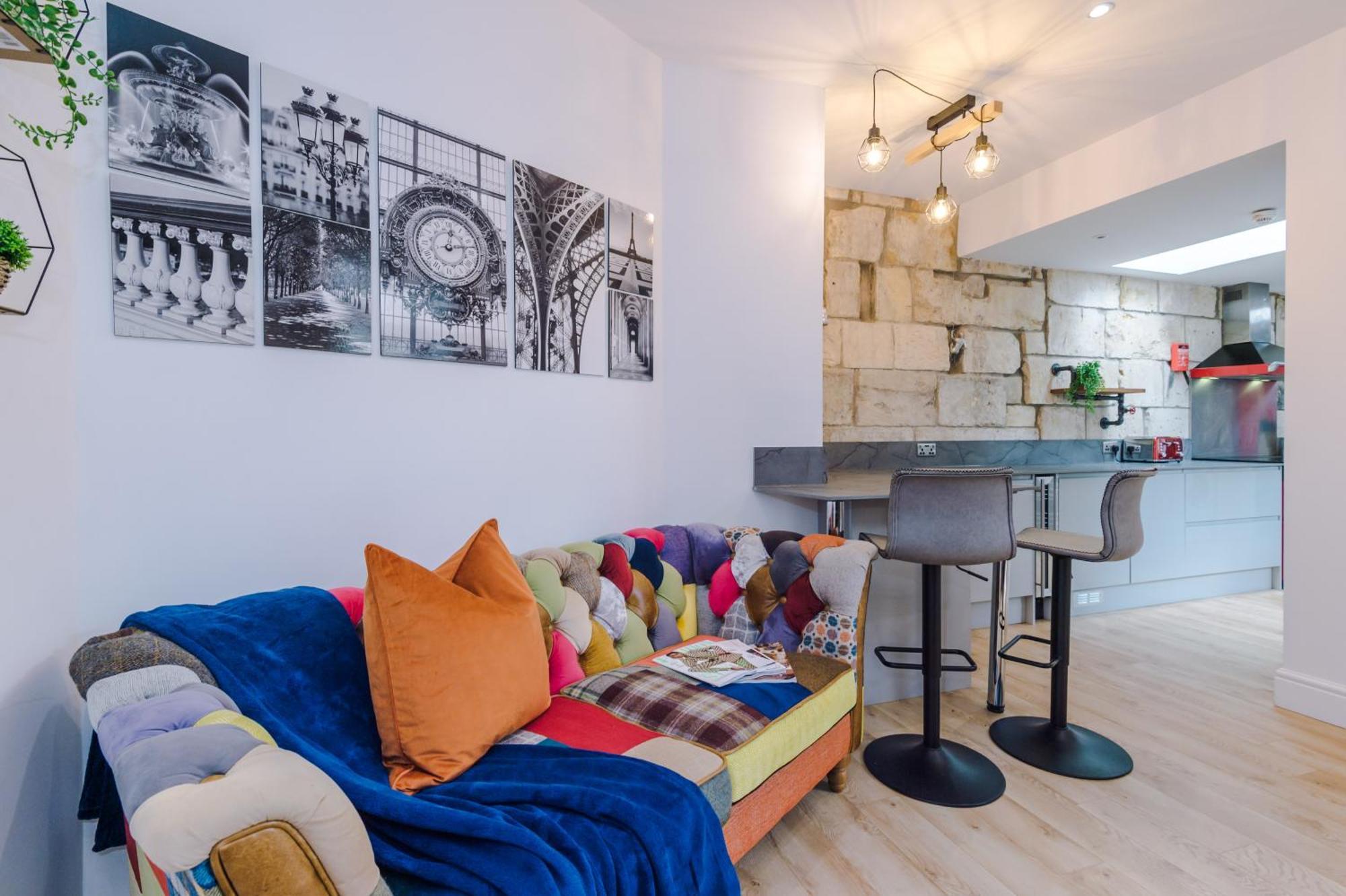 Incredible - Five Bedroom - 7 Actual Beds - 6 Bathroom House By Purestay - Central Bath With Parking Exterior foto