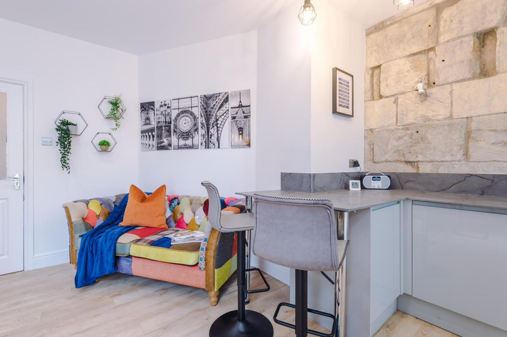 Incredible - Five Bedroom - 7 Actual Beds - 6 Bathroom House By Purestay - Central Bath With Parking Exterior foto
