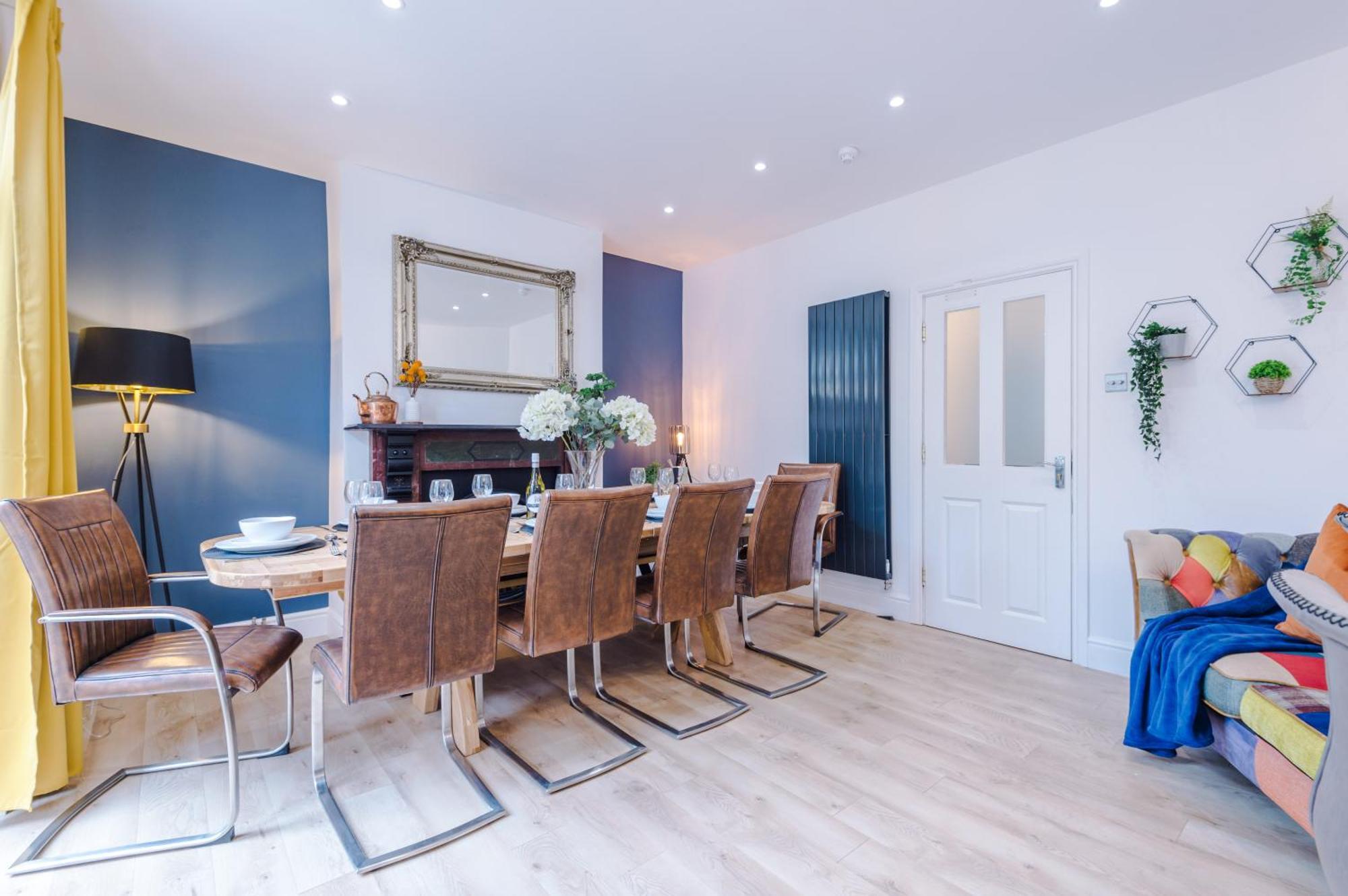 Incredible - Five Bedroom - 7 Actual Beds - 6 Bathroom House By Purestay - Central Bath With Parking Exterior foto
